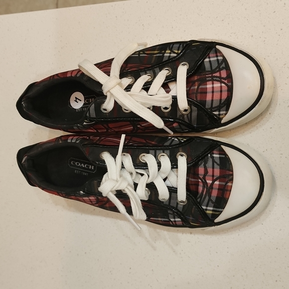 Coach Barrett Sneakers - Picture 3 of 10